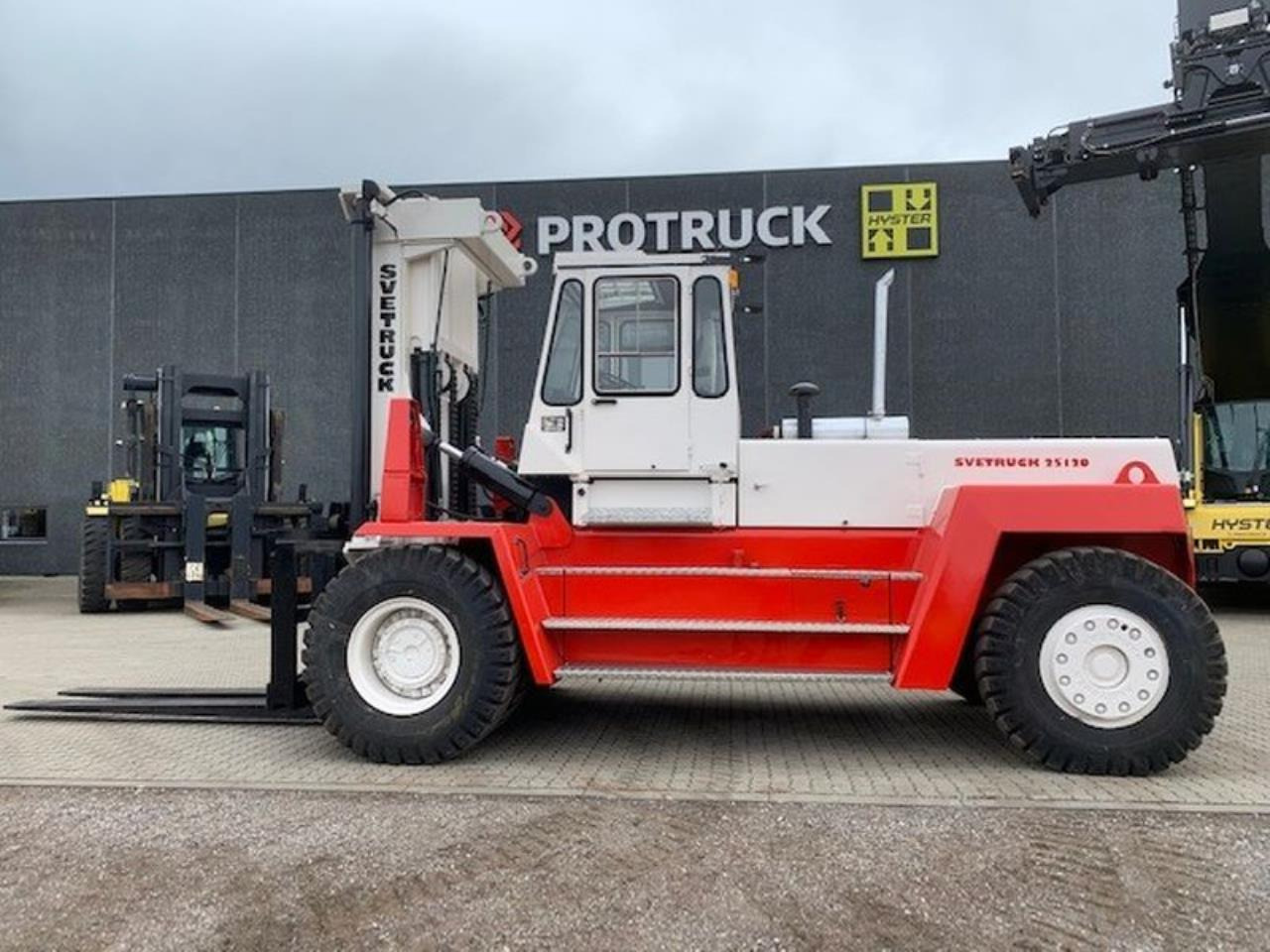 SveTruck 25120-42 - Dieseltruck: bild 1 SveTruck 25120-42 - Dieseltruck: bild 1