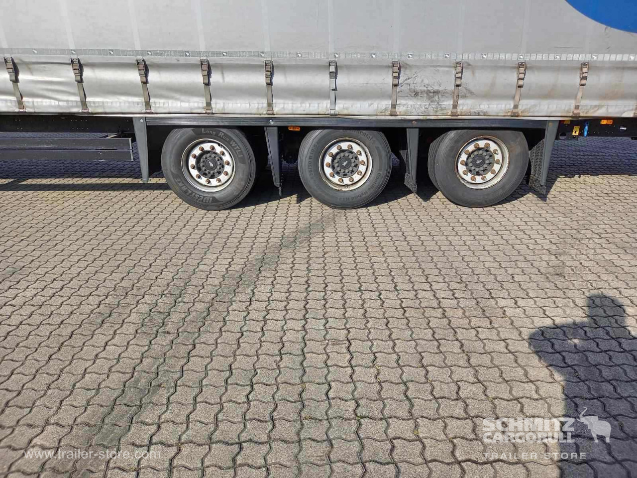 SCHMITZ Auflieger Curtainsider Mega - Kapelltrailer: bild 3 SCHMITZ Auflieger Curtainsider Mega - Kapelltrailer: bild 3