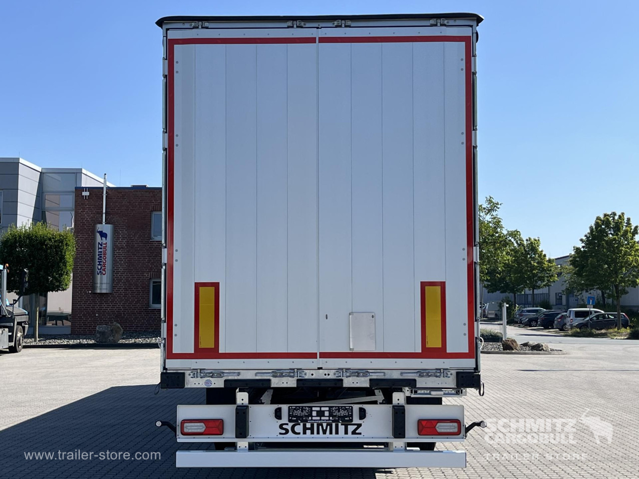 SCHMITZ Auflieger Curtainsider Standard - Kapelltrailer: bild 4 SCHMITZ Auflieger Curtainsider Standard - Kapelltrailer: bild 4