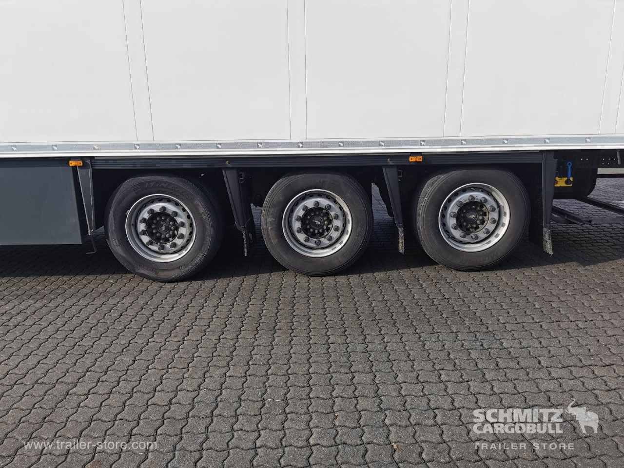 SCHMITZ Auflieger Tiefkühler Multitemp - Isotermiska semitrailer: bild 5 SCHMITZ Auflieger Tiefkühler Multitemp - Isotermiska semitrailer: bild 5