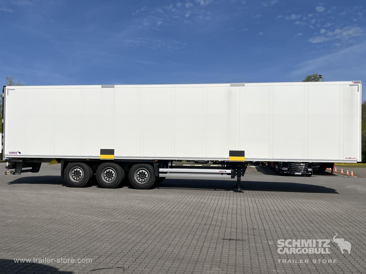 SCHMITZ Auflieger Tiefkühler Standard - Isotermiska semitrailer: bild 2 SCHMITZ Auflieger Tiefkühler Standard - Isotermiska semitrailer: bild 2