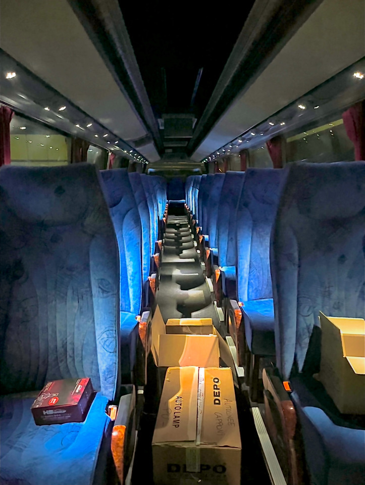 Iveco New Domino euro 5 (WC-KLIMA-57SEATS-NEW TYRES-ALCOA WHEELS) - Turistbuss: bild 2 Iveco New Domino euro 5 (WC-KLIMA-57SEATS-NEW TYRES-ALCOA WHEELS) - Turistbuss: bild 2