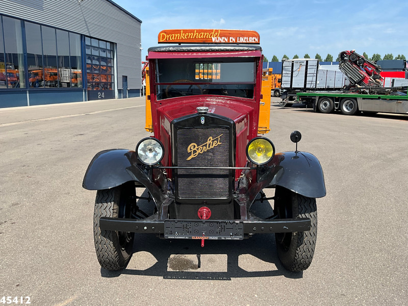 BERLIET V.H.A Oldtimer met open laadbak - Flakbil: bild 2 BERLIET V.H.A Oldtimer met open laadbak - Flakbil: bild 2