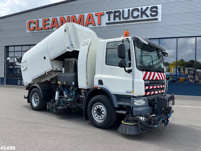 DAF FA 75 CF 310 Johnston Beam VT 800 Just 95.458 km! - Sopmaskin: bild 1 DAF FA 75 CF 310 Johnston Beam VT 800 Just 95.458 km! - Sopmaskin: bild 1