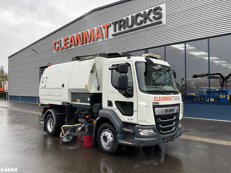 DAF FA LF 230 Euro 6 Johnston VT652 Just 87.278 km! - Sopmaskin: bild 2 DAF FA LF 230 Euro 6 Johnston VT652 Just 87.278 km! - Sopmaskin: bild 2