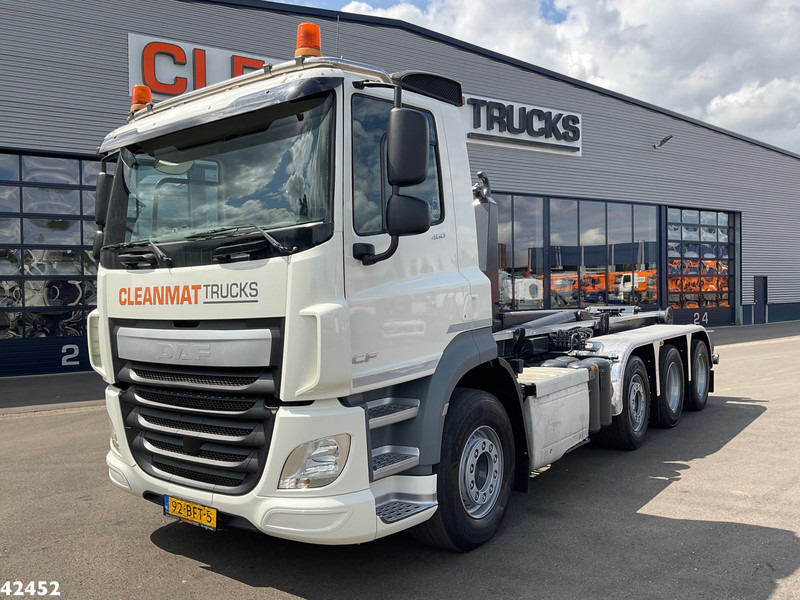 DAF FAK CF 460 Tridem 8x2 Euro 6 VDL 30 Ton haakarmsysteem - Lastväxlare lastbil: bild 2 DAF FAK CF 460 Tridem 8x2 Euro 6 VDL 30 Ton haakarmsysteem - Lastväxlare lastbil: bild 2