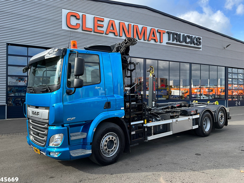 DAF FAN CF 340 Euro 6 Hiab 22 Tonmeter laadkraan Just 136.360 km! - Lastväxlare lastbil: bild 2 DAF FAN CF 340 Euro 6 Hiab 22 Tonmeter laadkraan Just 136.360 km! - Lastväxlare lastbil: bild 2