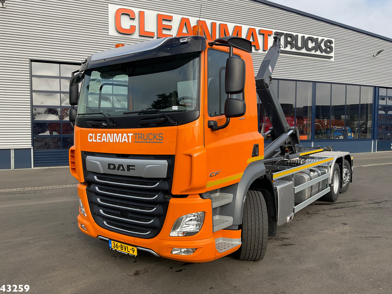 DAF FAN CF 430 VDL 21 Ton haakarmsysteem - Lastväxlare lastbil: bild 1 DAF FAN CF 430 VDL 21 Ton haakarmsysteem - Lastväxlare lastbil: bild 1