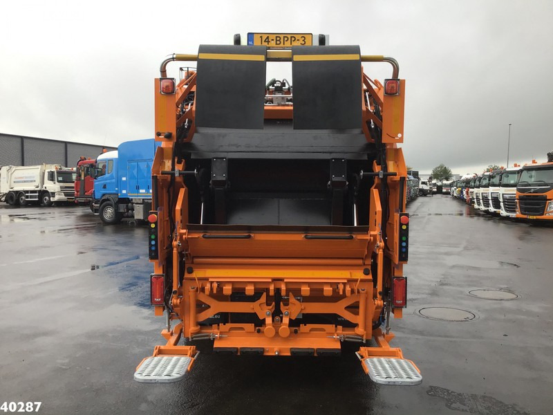 FUSO Canter 9C18 Geesink 7m3 - Sopbil: bild 4 FUSO Canter 9C18 Geesink 7m3 - Sopbil: bild 4