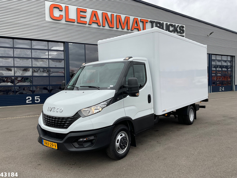 Iveco Daily 35C16 2.3 met laadklep - Lastbil med skåp: bild 1 Iveco Daily 35C16 2.3 met laadklep - Lastbil med skåp: bild 1