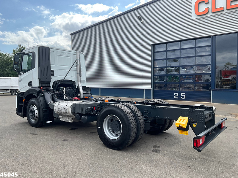 Iveco Stralis AD200X36 Huisvuilwagen Chassis NEW & UNUSED! - Chassi lastbil: bild 3 Iveco Stralis AD200X36 Huisvuilwagen Chassis NEW & UNUSED! - Chassi lastbil: bild 3