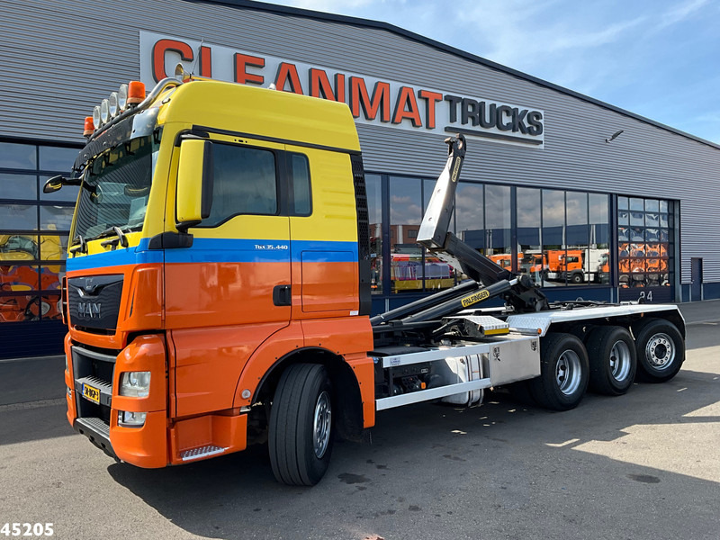 MAN TGX 35.440 Euro 6 8x4 26 Ton haakarmsysteem - Lastväxlare lastbil: bild 1 MAN TGX 35.440 Euro 6 8x4 26 Ton haakarmsysteem - Lastväxlare lastbil: bild 1