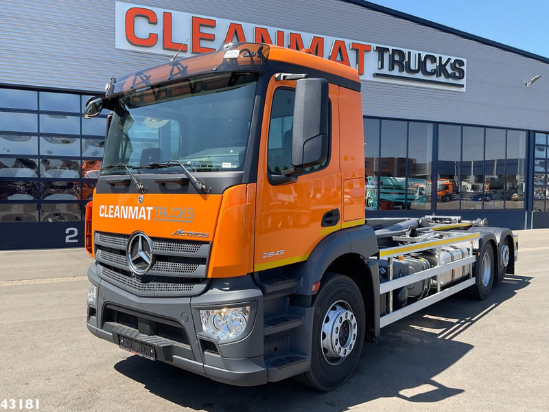 Mercedes-Benz Actros 2643 VDL 21 Ton haakarmsysteem - Lastväxlare lastbil: bild 2 Mercedes-Benz Actros 2643 VDL 21 Ton haakarmsysteem - Lastväxlare lastbil: bild 2