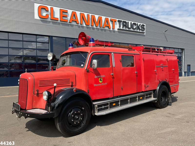 Mercedes-Benz LF 311 Oldtimer Feuerwehrfahrzeug Just 35.940 km! - Släck/ Räddningsvagn: bild 1 Mercedes-Benz LF 311 Oldtimer Feuerwehrfahrzeug Just 35.940 km! - Släck/ Räddningsvagn: bild 1