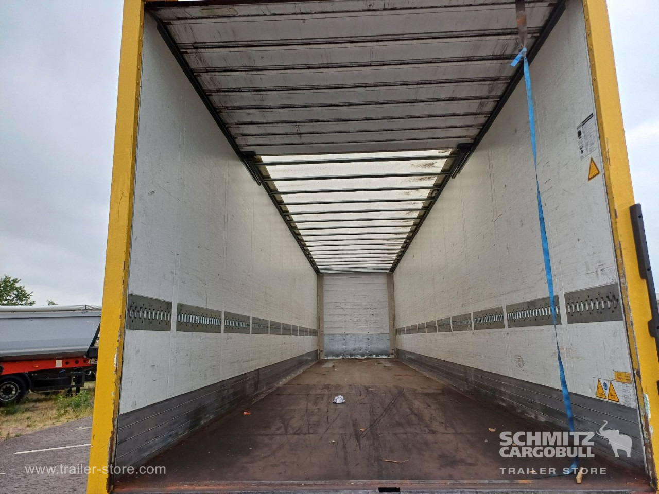 SCHMITZ Auflieger Trockenfrachtkoffer Standard - Skåp semitrailer: bild 5 SCHMITZ Auflieger Trockenfrachtkoffer Standard - Skåp semitrailer: bild 5