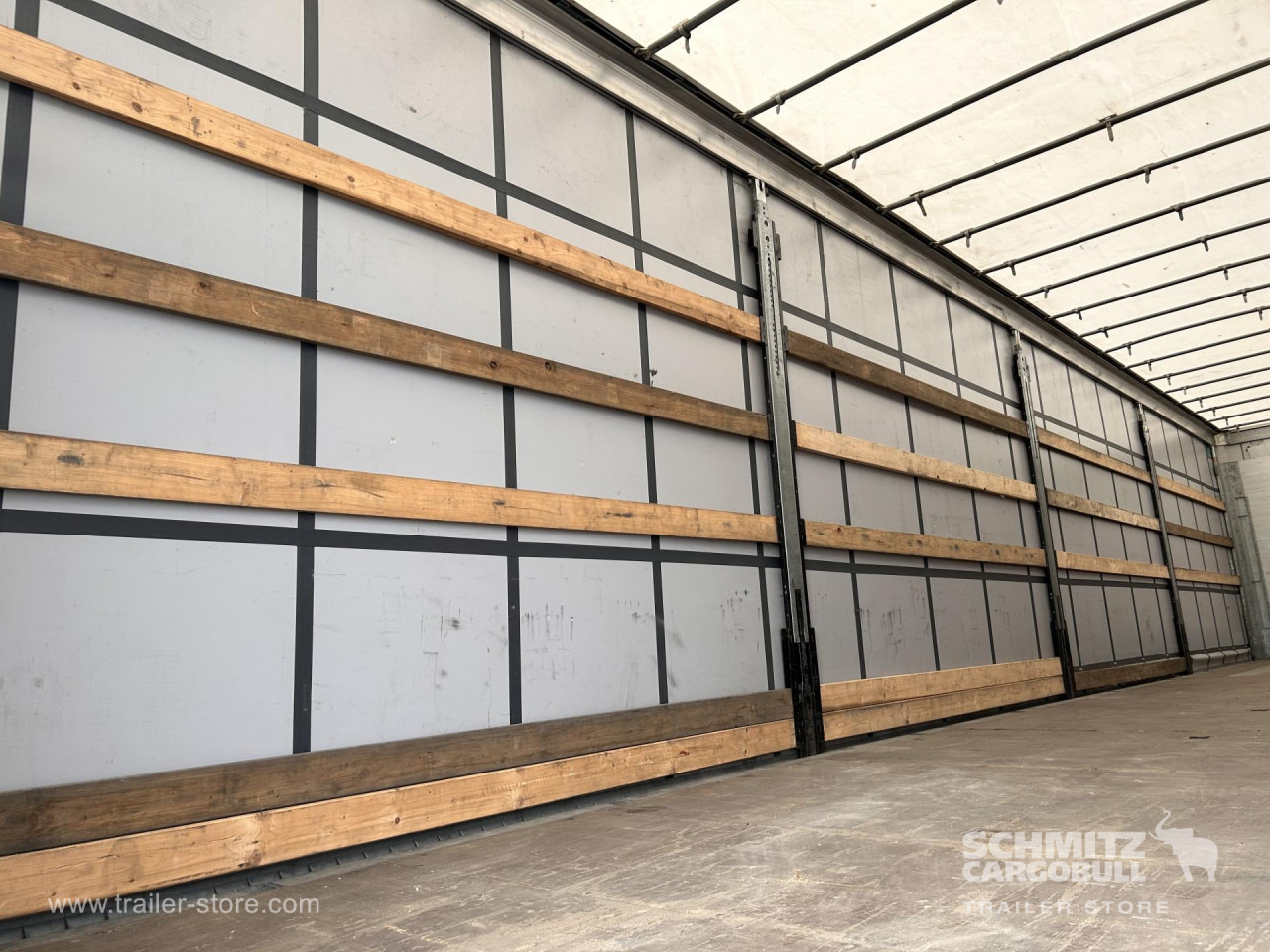 SCHMITZ Curtainsider Standard - Kapelltrailer: bild 3 SCHMITZ Curtainsider Standard - Kapelltrailer: bild 3