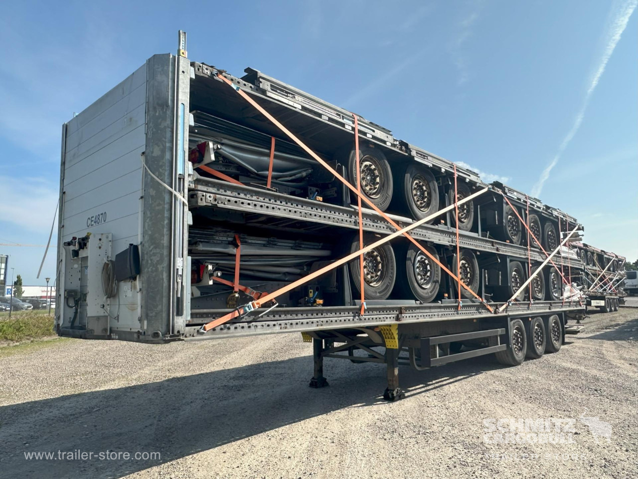 SCHMITZ Curtainsider Standard - Kapelltrailer: bild 3 SCHMITZ Curtainsider Standard - Kapelltrailer: bild 3