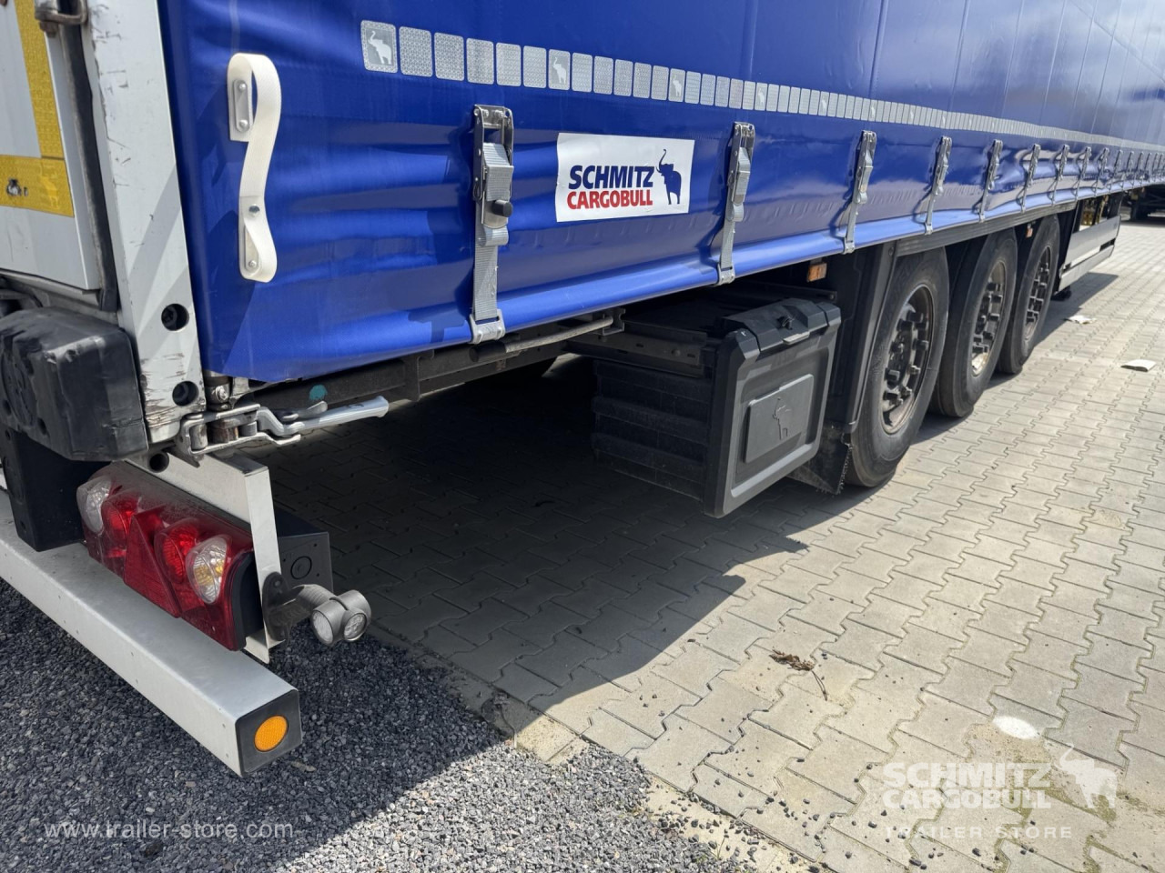SCHMITZ Curtainsider Standard - Kapelltrailer: bild 5 SCHMITZ Curtainsider Standard - Kapelltrailer: bild 5
