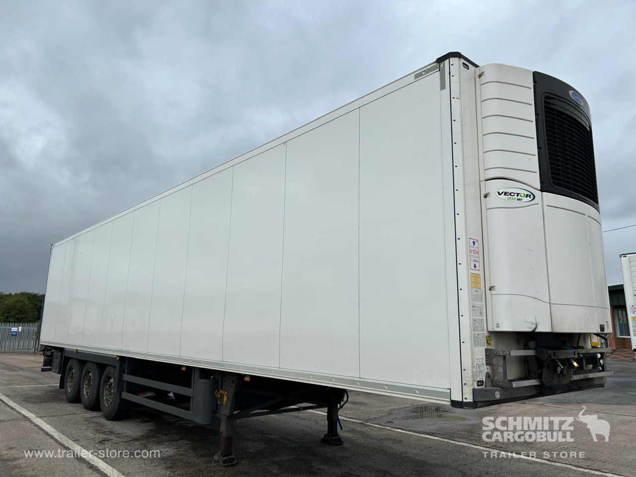 SCHMITZ Reefer Multitemp - Isotermiska semitrailer: bild 1 SCHMITZ Reefer Multitemp - Isotermiska semitrailer: bild 1