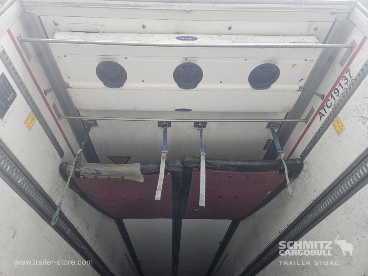 SCHMITZ Reefer Multitemp Taillift - Isotermiska semitrailer: bild 5 SCHMITZ Reefer Multitemp Taillift - Isotermiska semitrailer: bild 5