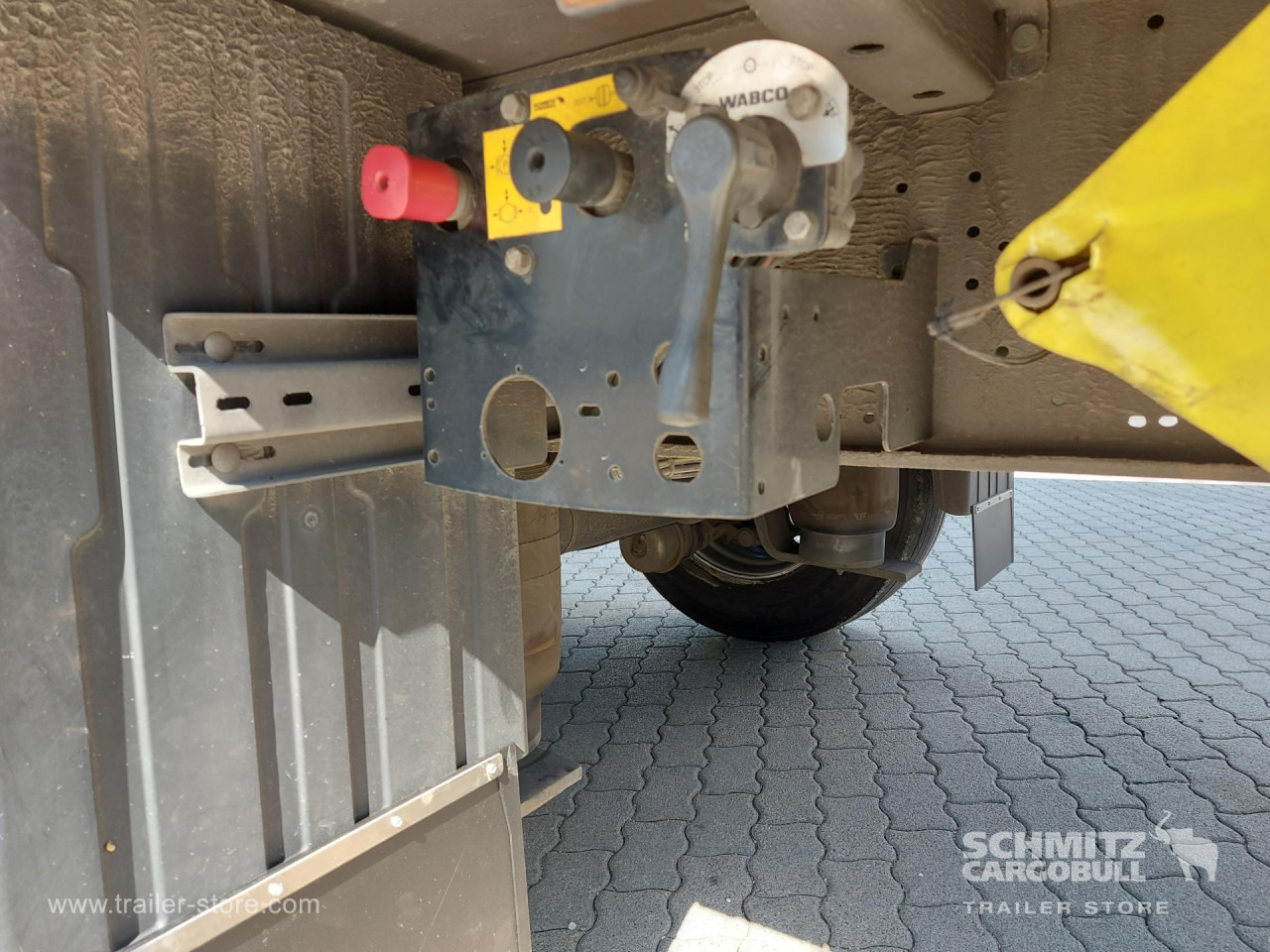 SCHMITZ Curtainsider Mega - Kapelltrailer: bild 5 SCHMITZ Curtainsider Mega - Kapelltrailer: bild 5