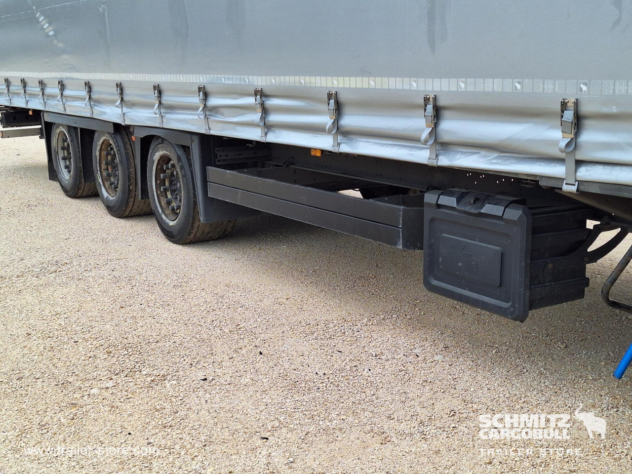 SCHMITZ Curtainsider Mega - Kapelltrailer: bild 5 SCHMITZ Curtainsider Mega - Kapelltrailer: bild 5