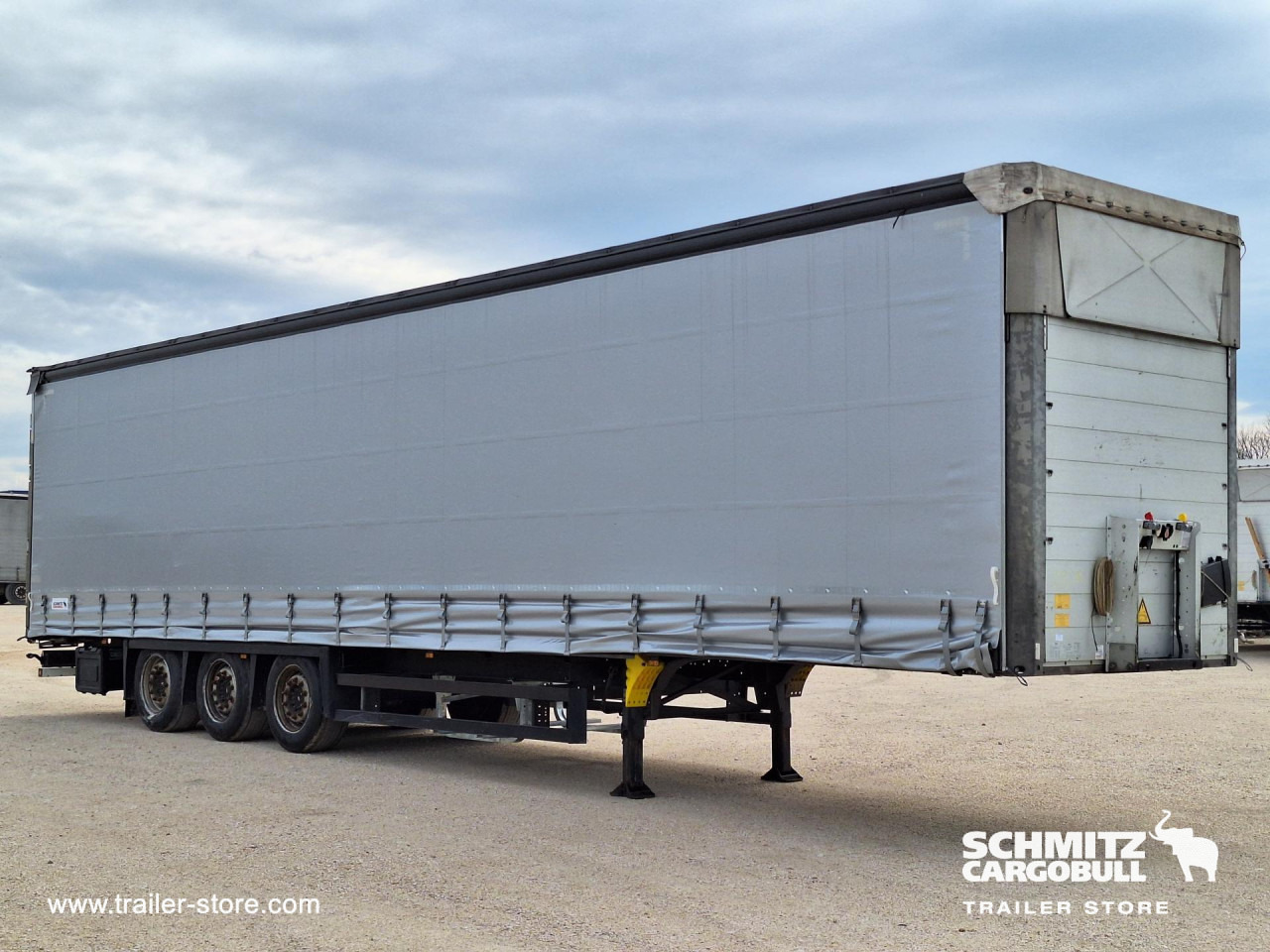 SCHMITZ Curtainsider Mega - Kapelltrailer: bild 5 SCHMITZ Curtainsider Mega - Kapelltrailer: bild 5