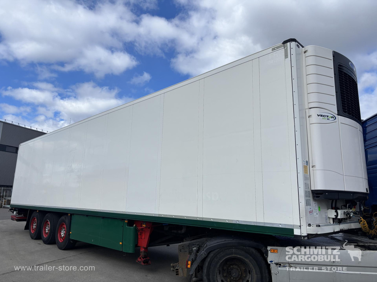 SCHMITZ Reefer Standard - Isotermiska semitrailer: bild 1 SCHMITZ Reefer Standard - Isotermiska semitrailer: bild 1