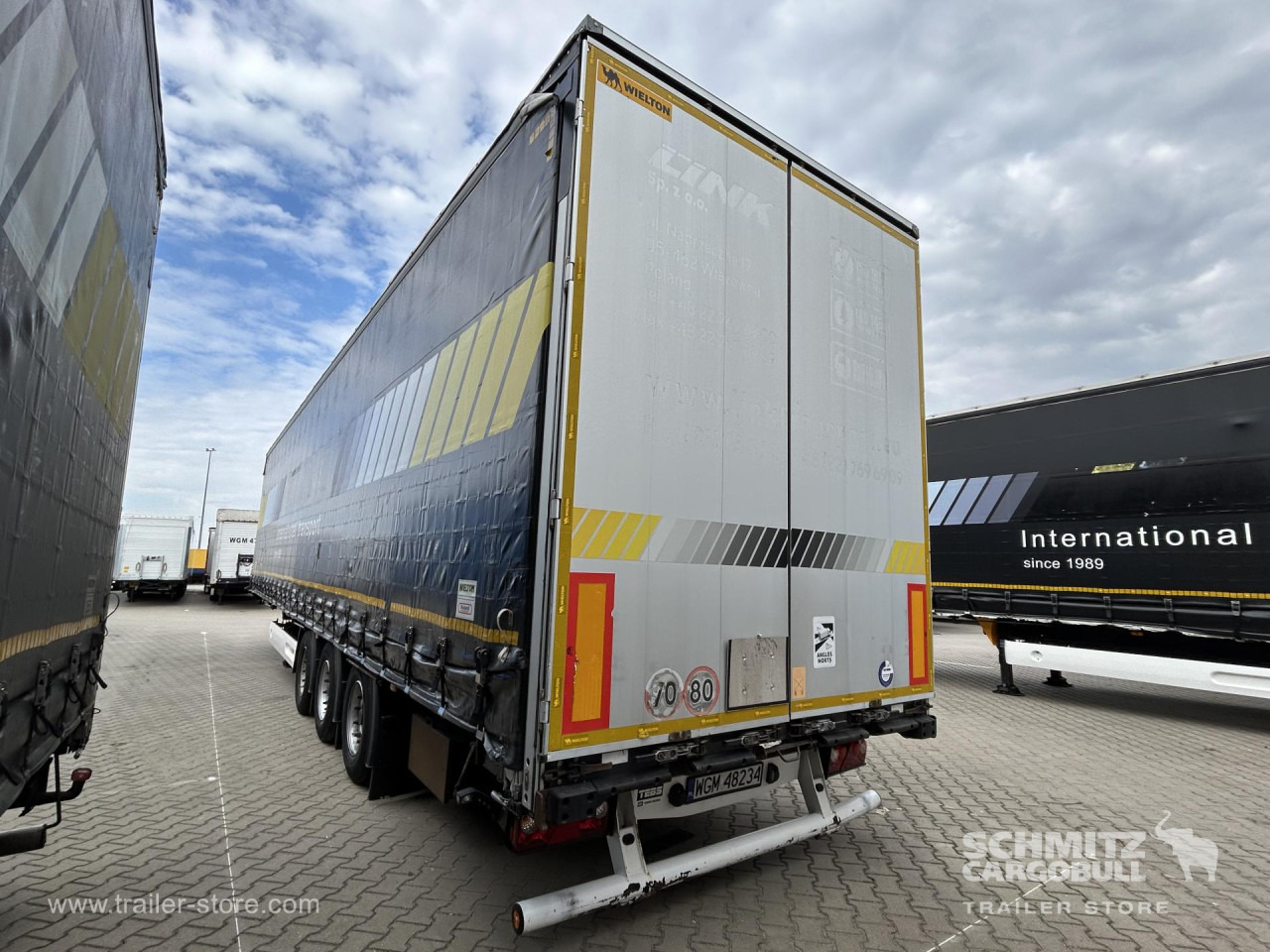 WIELTON Curtainsider Mega - Kapelltrailer: bild 2 WIELTON Curtainsider Mega - Kapelltrailer: bild 2