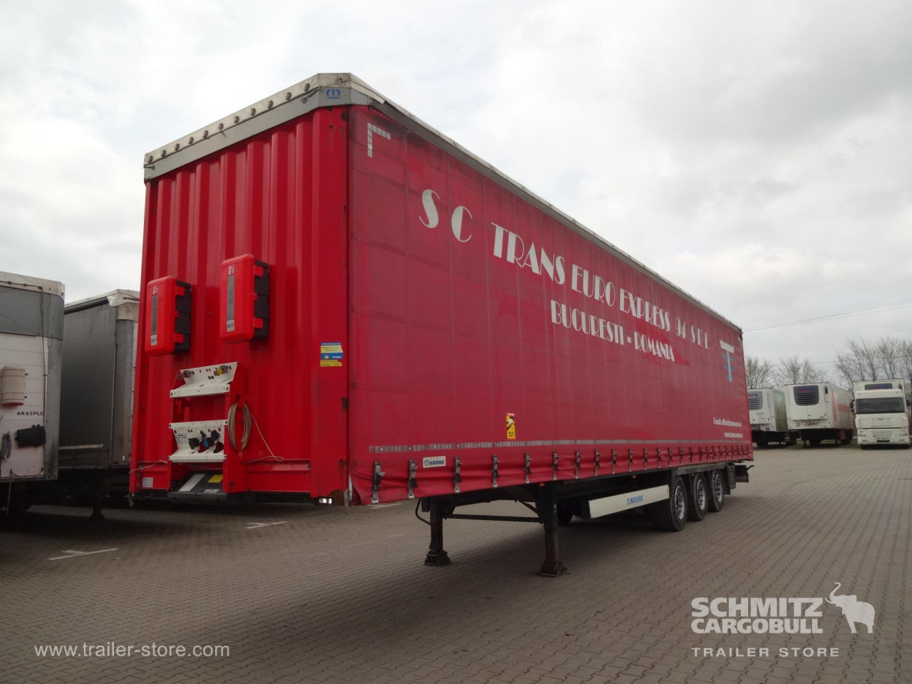 KRONE Curtainsider Mega - Kapelltrailer: bild 1 KRONE Curtainsider Mega - Kapelltrailer: bild 1