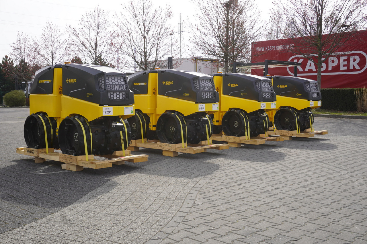 BOMAG BMP 8500 brand-new trench roller / Remote Control / 4 units - Markstabiliserar: bild 3 BOMAG BMP 8500 brand-new trench roller / Remote Control / 4 units - Markstabiliserar: bild 3