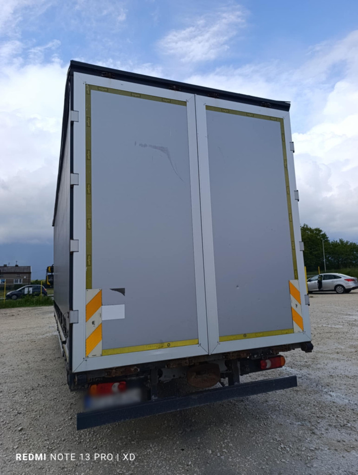 DAF LF 250 / Curtainsider 18 EPAL / sleeping cab - Kapellbil: bild 3 DAF LF 250 / Curtainsider 18 EPAL / sleeping cab - Kapellbil: bild 3
