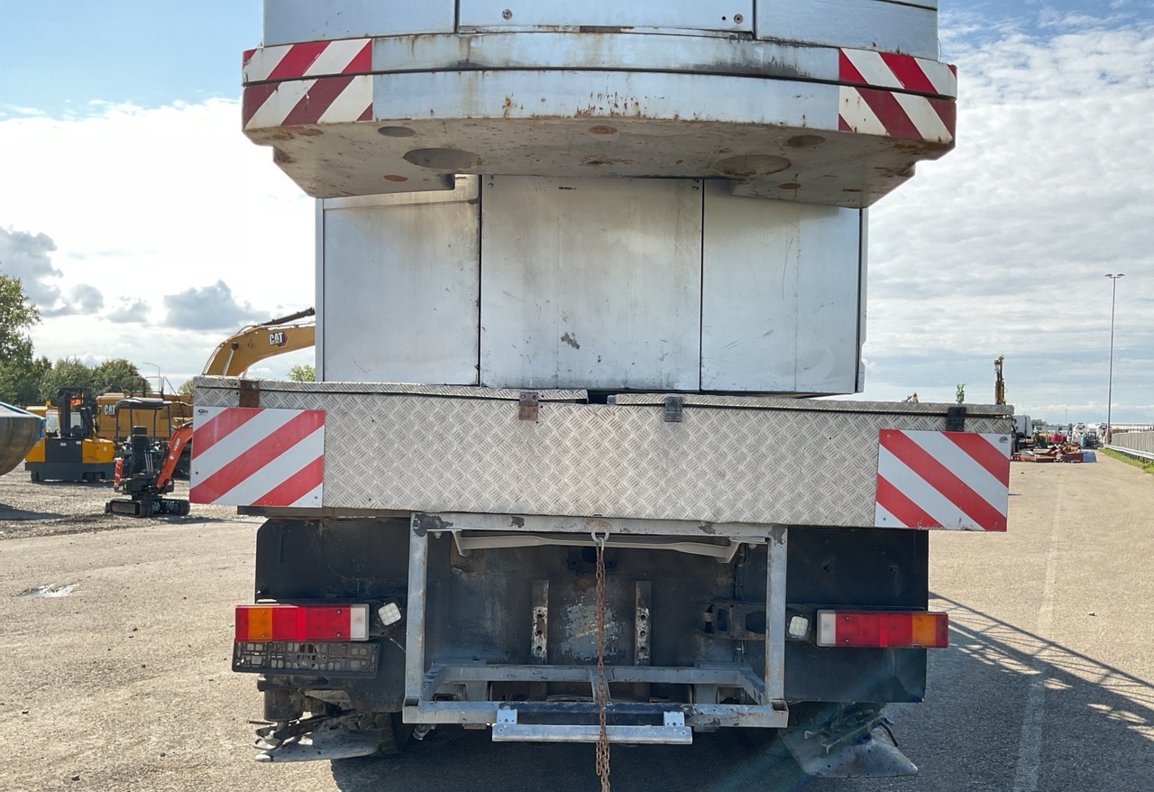 FAUN ATF65G-4 all terrain crane / 65 t cap. / 44 m reach - Allterrängkran: bild 3 FAUN ATF65G-4 all terrain crane / 65 t cap. / 44 m reach - Allterrängkran: bild 3