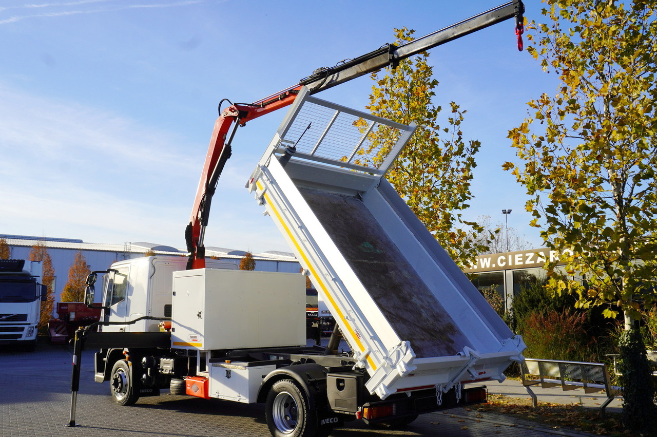 IVECO Eurocargo 120E18 Crane Palfinger / 3-way tipper / sleeper cab - Tippbil lastbil, Kranbil: bild 4 IVECO Eurocargo 120E18 Crane Palfinger / 3-way tipper / sleeper cab - Tippbil lastbil, Kranbil: bild 4