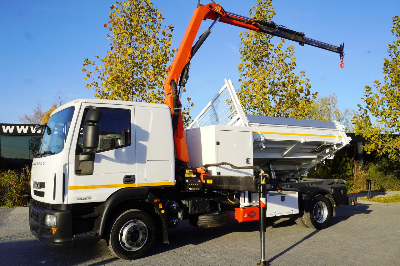 IVECO Eurocargo 120E18 Crane Palfinger / 3-way tipper / sleeper cab - Kranbil: bild 2 IVECO Eurocargo 120E18 Crane Palfinger / 3-way tipper / sleeper cab - Kranbil: bild 2