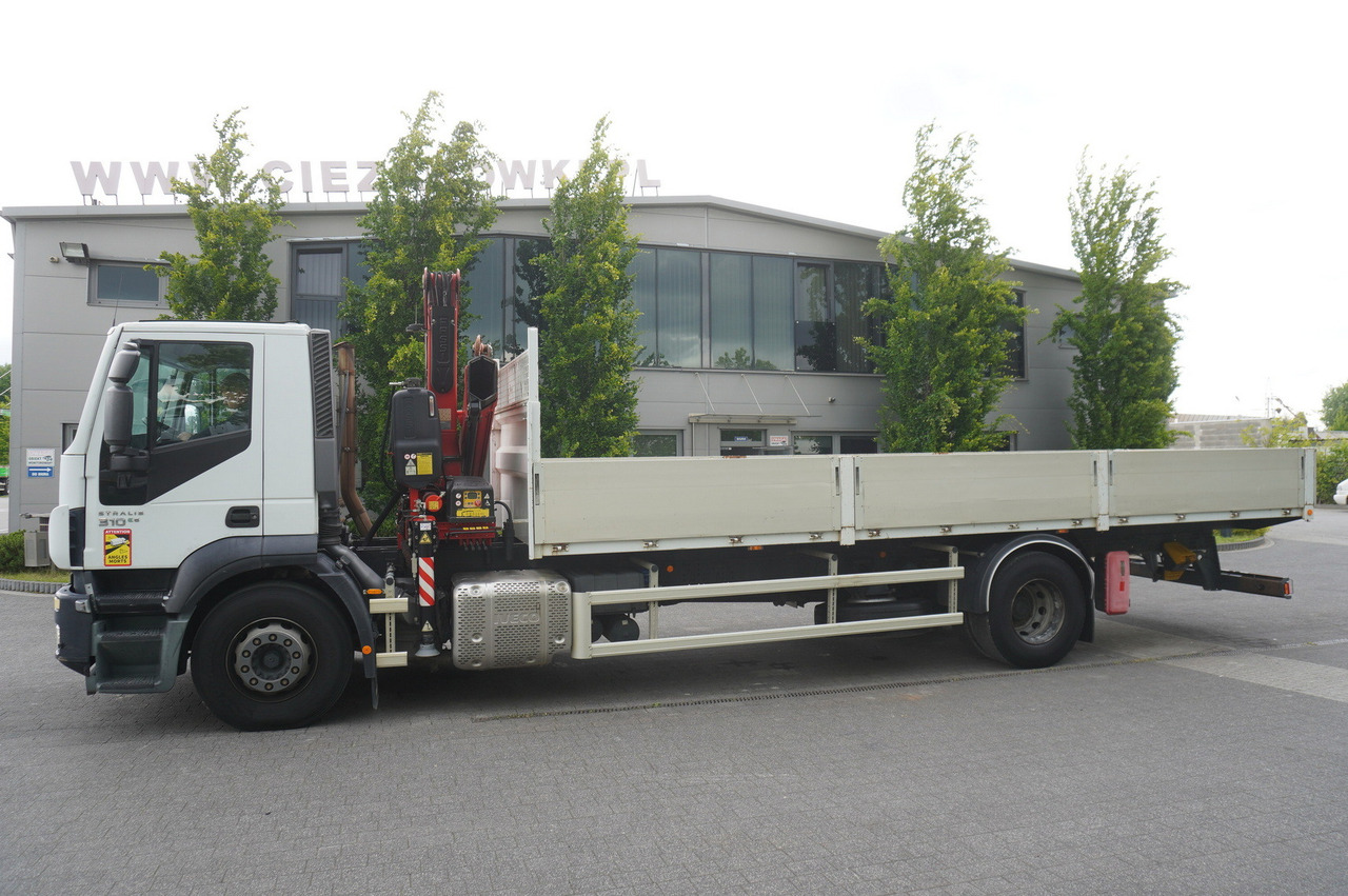 IVECO STRALIS 19.310 E6 / Flatbed 19 EPAL / FASSI F135 / 225 MTH! / 5.7 T - Flakbil, Kranbil: bild 5 IVECO STRALIS 19.310 E6 / Flatbed 19 EPAL / FASSI F135 / 225 MTH! / 5.7 T - Flakbil, Kranbil: bild 5