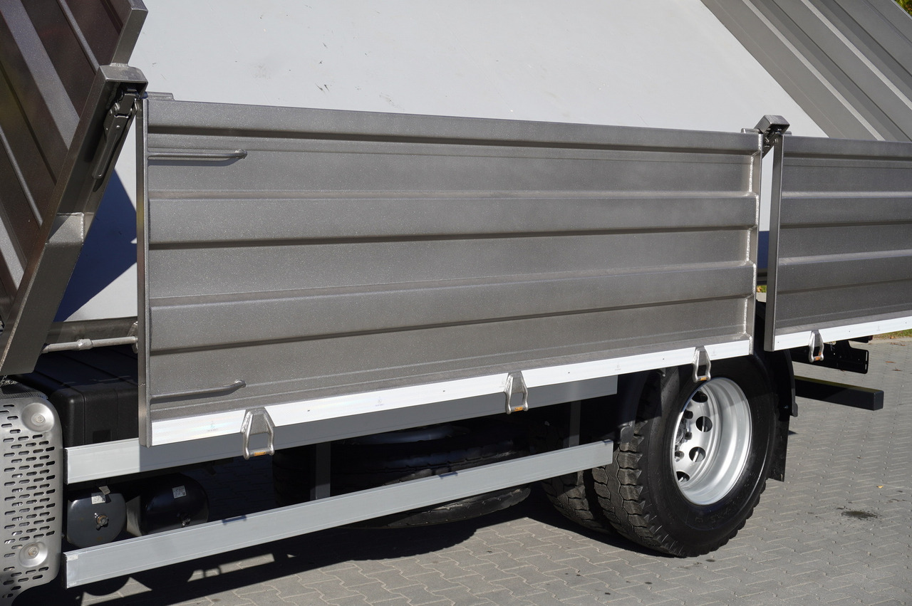 Flakbil, Kranbil IVECO Stralis 310 E6 / NEW 3-sided tipper / Fassi F135 crane with remote control: bild 11