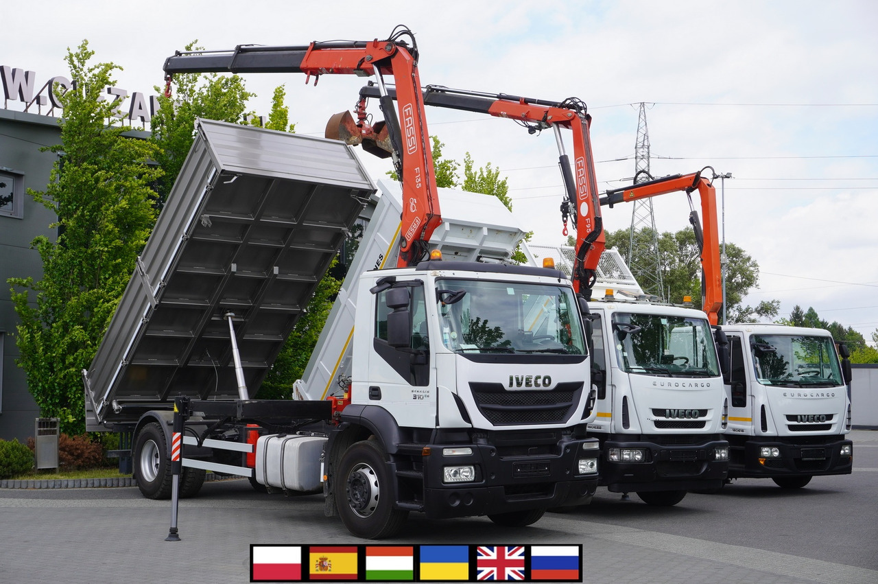 IVECO Stralis 310 E6 / NEW 3-sided tipper / Fassi F135 crane with remote control - Flakbil, Kranbil: bild 1 IVECO Stralis 310 E6 / NEW 3-sided tipper / Fassi F135 crane with remote control - Flakbil, Kranbil: bild 1