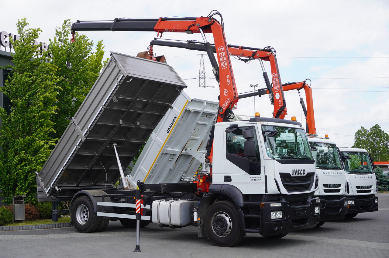 IVECO Stralis 310 E6 / NEW 3-sided tipper / Fassi F135 crane with remote control - Tippbil lastbil, Kranbil: bild 2 IVECO Stralis 310 E6 / NEW 3-sided tipper / Fassi F135 crane with remote control - Tippbil lastbil, Kranbil: bild 2