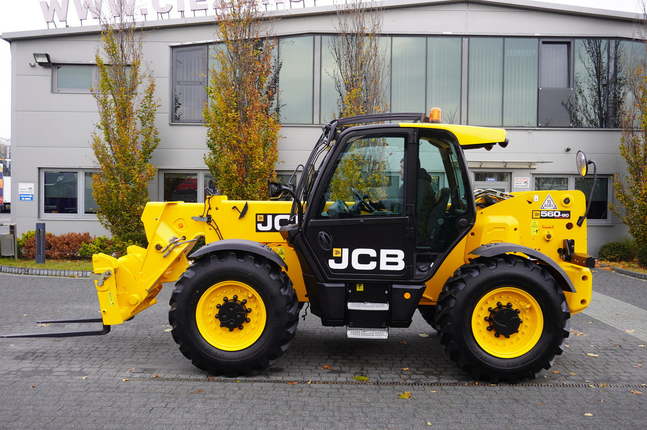 JCB 560-80 / 6 ton lifting capacity / power 146 HP - Hjullastare: bild 3 JCB 560-80 / 6 ton lifting capacity / power 146 HP - Hjullastare: bild 3