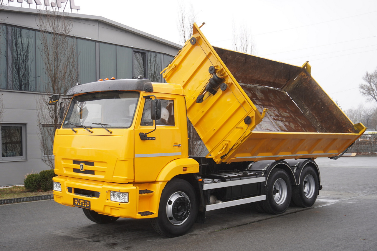KAMAZ T2530 E5 6×4 / 3-sided tipper - Tippbil lastbil, Kranbil: bild 2 KAMAZ T2530 E5 6×4 / 3-sided tipper - Tippbil lastbil, Kranbil: bild 2