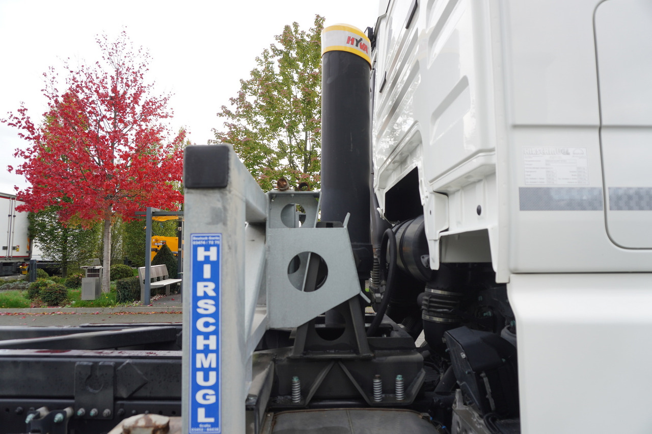 MAN TGX 26.470 6x2 COINTAINERKIPPER HYVA HIRMSCHLING / 200 tho. km! - Tippbil lastbil: bild 2 MAN TGX 26.470 6x2 COINTAINERKIPPER HYVA HIRMSCHLING / 200 tho. km! - Tippbil lastbil: bild 2