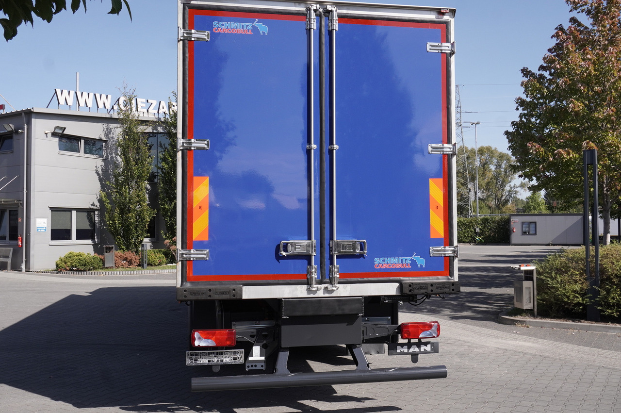 MAN TGX 26.500 E6 XXL / Schmitz 19 pallets / Thermoking / steering axle - Kylbil lastbil: bild 4 MAN TGX 26.500 E6 XXL / Schmitz 19 pallets / Thermoking / steering axle - Kylbil lastbil: bild 4
