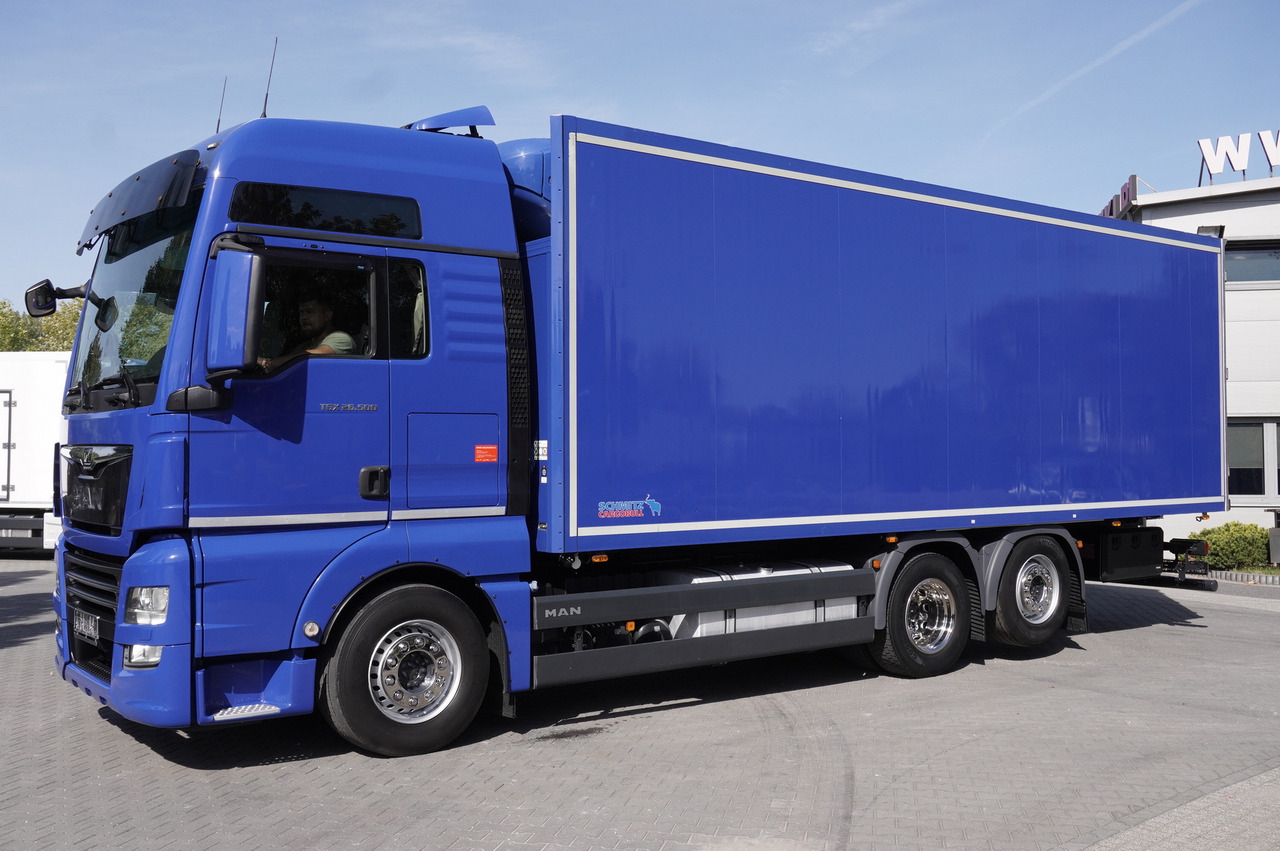 MAN TGX 26.500 E6 XXL / Schmitz 19 pallets / Thermoking / steering axle - Kylbil lastbil: bild 2 MAN TGX 26.500 E6 XXL / Schmitz 19 pallets / Thermoking / steering axle - Kylbil lastbil: bild 2