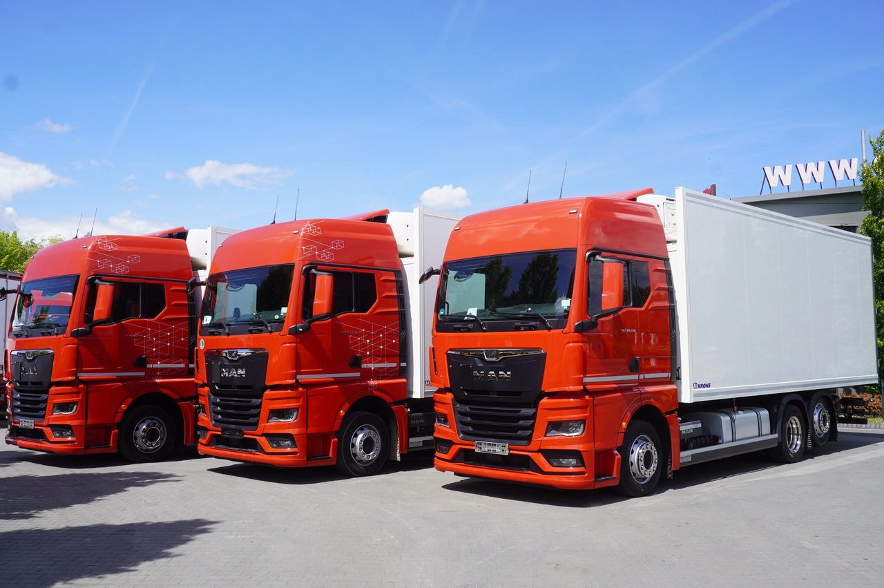 MAN TGX 26.510 / 2022 / New Krone refrigerator bitemperature / Dopplestock / 4 units - Kylbil lastbil: bild 1 MAN TGX 26.510 / 2022 / New Krone refrigerator bitemperature / Dopplestock / 4 units - Kylbil lastbil: bild 1