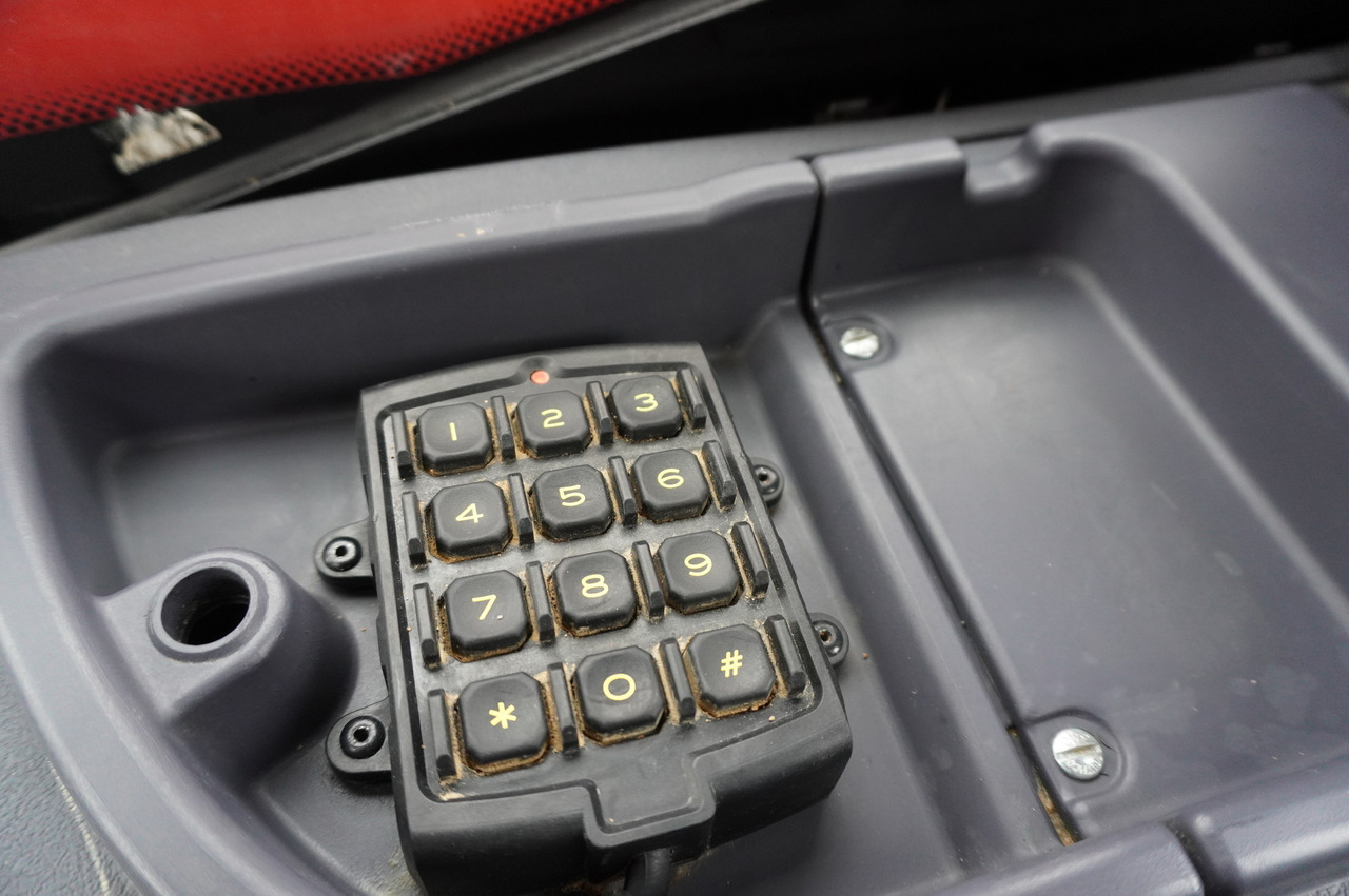 Teleskophjullastare MANITOU MT 730 H / 7 m reach / 3 t / height 190 cm / 2900 MTH! / Joystick: bild 29