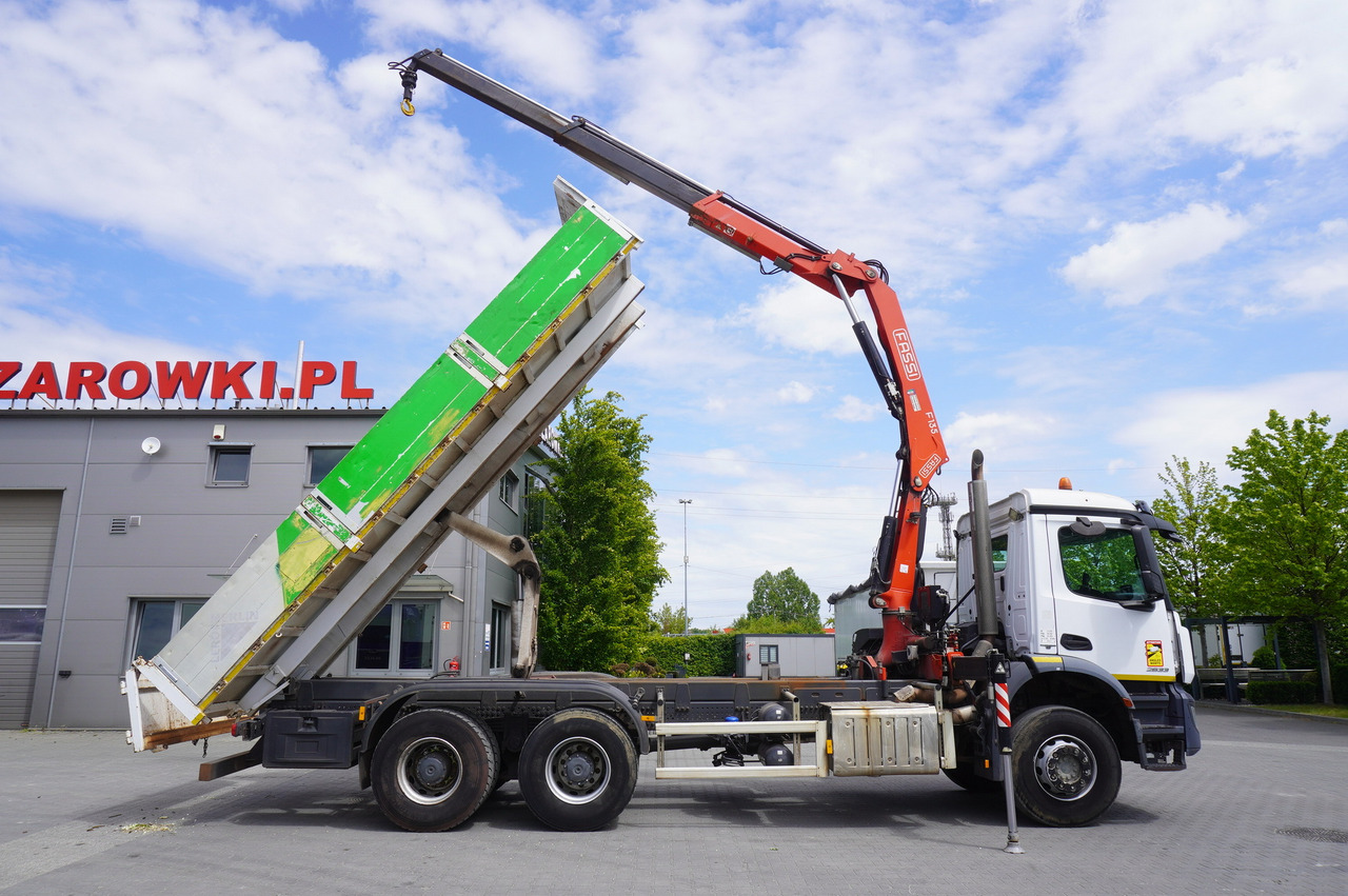 MERCEDES-BENZ AROCS 2633 6x4 / 5.5 T crane FASSI F135 / Tipper 15 EPAL - Kranbil: bild 4 MERCEDES-BENZ AROCS 2633 6x4 / 5.5 T crane FASSI F135 / Tipper 15 EPAL - Kranbil: bild 4