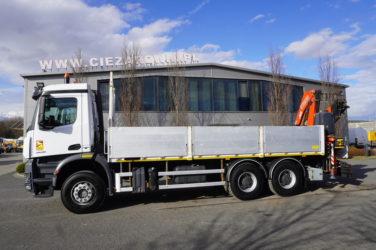 MERCEDES-BENZ AROCS 2636 Flatbed / HDS FASSI F175 7.7 T / 150,000 km - Mobilkran: bild 3 MERCEDES-BENZ AROCS 2636 Flatbed / HDS FASSI F175 7.7 T / 150,000 km - Mobilkran: bild 3