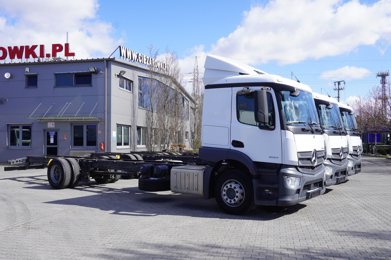 MERCEDES-BENZ Actros 1824 / 9.1 m chassis / sleeping cabin - Chassi lastbil: bild 5 MERCEDES-BENZ Actros 1824 / 9.1 m chassis / sleeping cabin - Chassi lastbil: bild 5