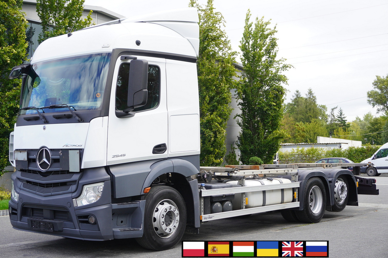 MERCEDES-BENZ Actros 2545 6×2 MP5 / Full ADR / 2 units - Containerbil/ Växelflak lastbil: bild 1 MERCEDES-BENZ Actros 2545 6×2 MP5 / Full ADR / 2 units - Containerbil/ Växelflak lastbil: bild 1